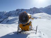 High-performance snow cannon at Metschstand