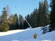 Snowmaking with lances in Schifer