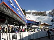 Schareckbahn - 4pers. Gondola lift (monocable circulating ropeway)