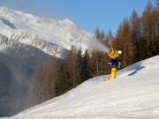 Snowmaking on the valley run