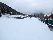 Practice slope with conveyor belt at the valley station