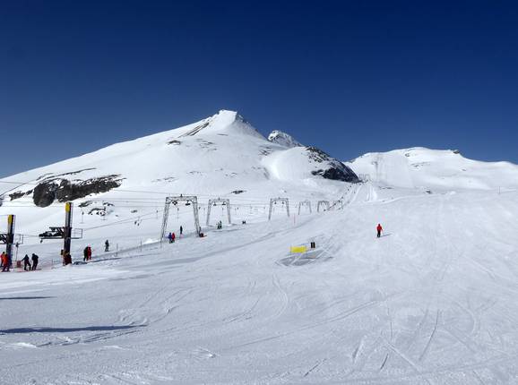 Wide slopes on the Vorab Glacier