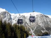 Ladurns - 10pers. Gondola lift (monocable circulating ropeway)