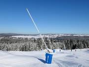 Snowmaking in the Pleßberg (Plešivec) ski area