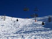 Ungroomed off-piste slopes