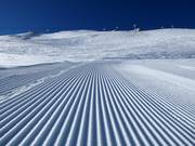 Perfectly groomed slope in the Saint-Lary-Soulan ski area