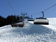 Aualmbahn - 8pers. High speed chairlift (detachable) with bubble and seat heating