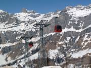 Flaschen-Torrentalp - 6pers. Gondola lift (monocable circulating ropeway)