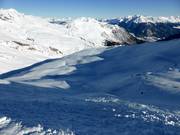 Ungroomed off-piste slopes