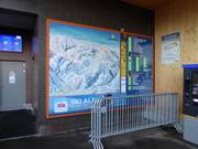 Information board at the base station of the Kreischberg 10-person lift