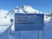 Signage with operating hours of the lifts