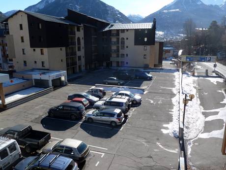 Southern French Alps (Alpes du Sud): access to ski resorts and parking at ski resorts – Access, Parking Serre Chevalier – Briançon/Chantemerle/Villeneuve-la-Salle/Le Monêtier-les-Bains