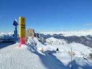 Start of the couloirs at Saulire 2740 m