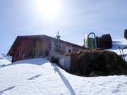 Serviced alpine hut in the ski area