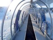 Covered conveyor belt in the Tourist Center