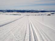 Cross-country trail with a view over the wide landscape