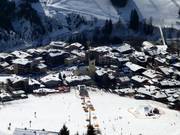 View of Saalbach with the directly adjoining slopes