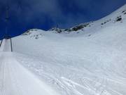 Short runs in deep powder at the Schladminger Glacier lift