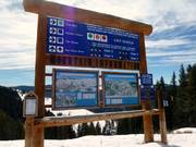 Information board with lift status in the ski area