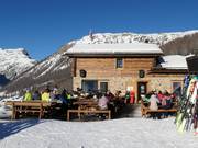 Mountain hut tip Tea Al Planel dal Ghet