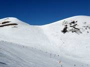 Powder snow/mogul slope in the ski resort of Peyragudes
