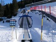 Horberg Shuttle 1 - People mover/Moving Carpet with cover