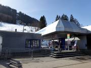 Grüsch-Cavadura - 8pers. Gondola lift (monocable circulating ropeway)