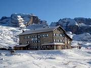 Mountain hut tip Rifugio Graffer