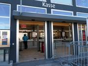 Well-maintained ticket area at Tannenboden