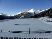 Large reservoir for snowmaking