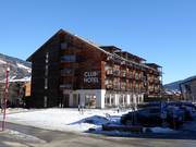 Club Hotel at the valley station