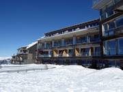 Alpinhotel Pacheiner in the middle of the ski area, right on the slope