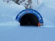 The ski tunnel from Rettenbach to Tiefenbachferner