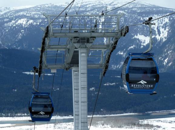 The Revelation gondola lift takes you up to the Revelstoke ski resort