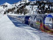 Covered conveyor belt Bobby Monsterpark