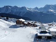 Accommodation at the mountain station of the gondola