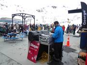 On the weekend, there is music on the sun terrace.