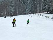Families at the Muli 1 rope lift
