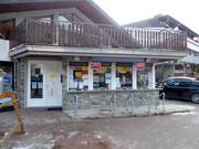 Clean Palabione ticket area