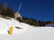 Snowmaking on the valley run to Vigo