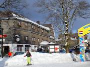 The Landhotel Altastenberg is located just a few steps from the children's area of the ski school.