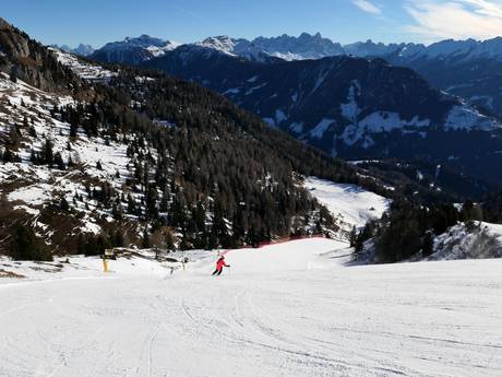 Ski resorts for advanced skiers and freeriding Rosengarten Group (Catinaccio) – Advanced skiers, freeriders Latemar – Obereggen/Pampeago/Predazzo