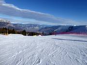 Easy and wide slope Cordela