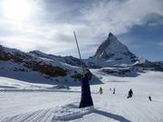 Snowmaking with lances in Zermatt