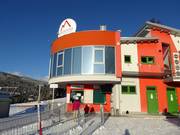 Very well-maintained valley station area in Mönichkirchen