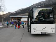 Ski bus stop directly at the valley station in Oetz
