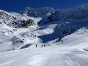 View of the glacier slopes in the Hohsaas ski area