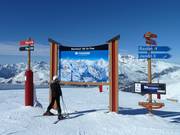 Clear information boards and signs