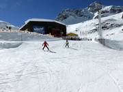 Beginner area at the mid-station