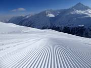 Perfect slope grooming in the Vent ski area